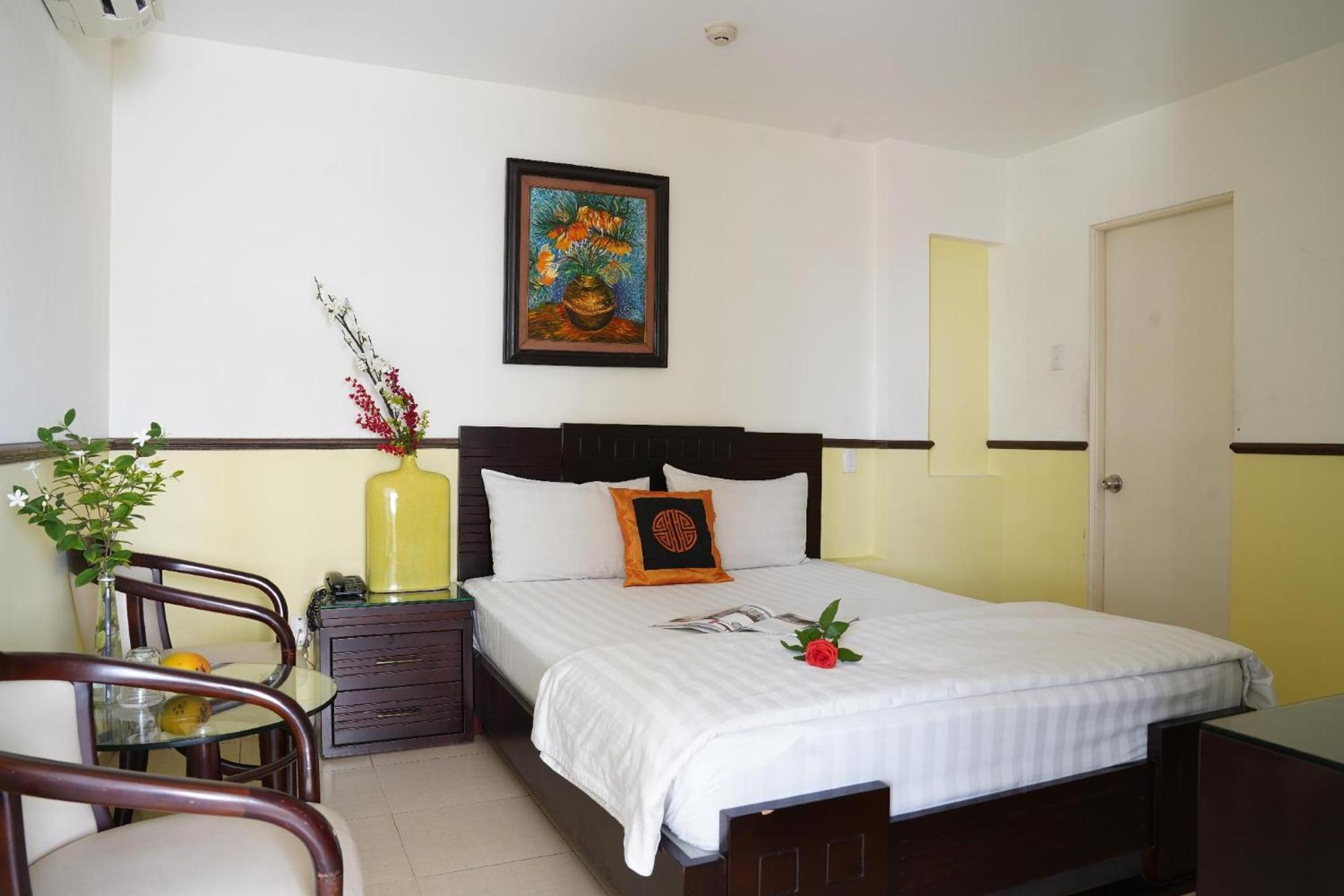 Trang An Hotel - 5 Minutes Landmark 81 Ho Chi Minh City Exterior photo